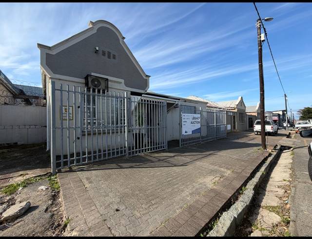 330M² OFFICE FOR SALE IN ARCADIA